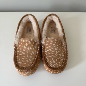 BRAND NEW UGG Moccasins